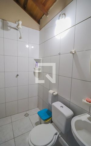 Casa à venda com 120m², 3 quartos e 2 vagasBanheiro Area Externa
