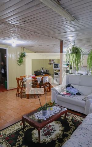 Casa à venda com 120m², 3 quartos e 2 vagasSala/Cozinha