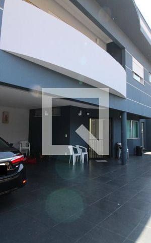 Casa à venda com 280m², 3 quartos e 4 vagasGaragem
