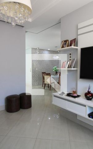 Casa à venda com 280m², 3 quartos e 4 vagasSala de TV