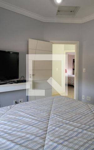 Casa à venda com 280m², 3 quartos e 4 vagasQuarto 3 (suíte)