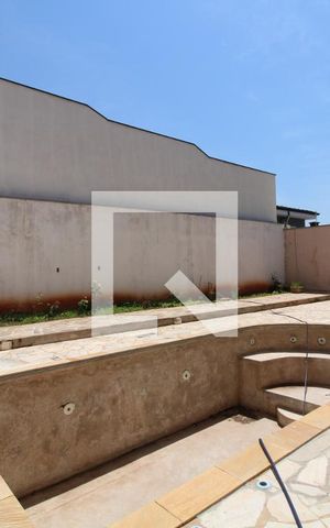 Casa à venda com 280m², 3 quartos e 4 vagasQuintal