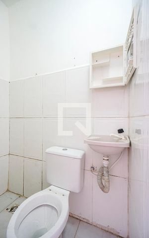 Studio à venda com 700m², 1 quarto e sem vaga Studio à venda com 700m², 1 quarto e sem vagaBanheiro social