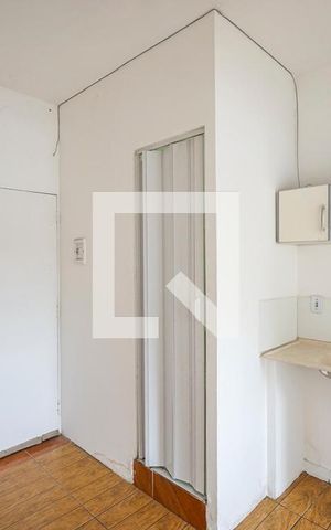 Studio à venda com 700m², 1 quarto e sem vaga Studio à venda com 700m², 1 quarto e sem vagaSala e cozinha