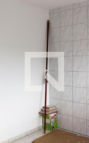 Casa à venda com 141m², 2 quartos e 2 vagas Casa à venda com 141m², 2 quartos e 2 vagasQuarto de Serviço