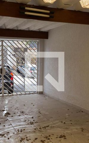 Casa à venda com 141m², 2 quartos e 2 vagas Casa à venda com 141m², 2 quartos e 2 vagasGaragem