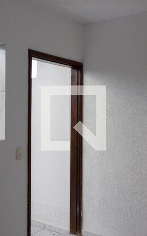 Casa à venda com 141m², 2 quartos e 2 vagas Casa à venda com 141m², 2 quartos e 2 vagasQuarto de Serviço