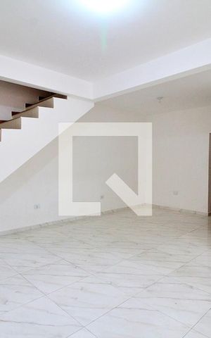 Casa para alugar com 151m², 2 quartos e 3 vagasSala