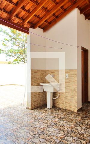 Casa para alugar com 151m², 2 quartos e 3 vagasÁrea de Serviço
