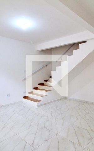 Casa para alugar com 151m², 2 quartos e 3 vagasSala