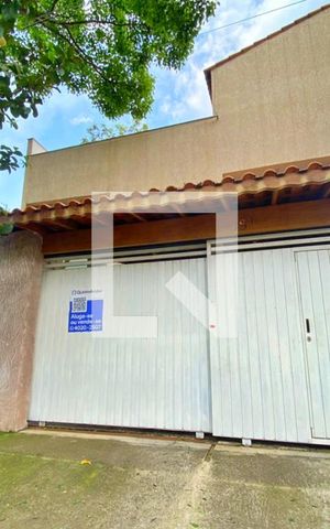 Casa para alugar com 151m², 2 quartos e 3 vagas Casa para alugar com 151m², 2 quartos e 3 vagasFachada