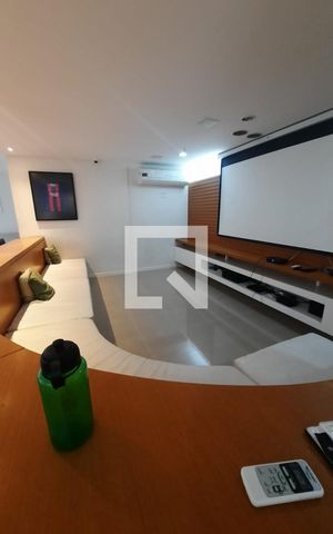 Apartamento à venda com 56m², 1 quarto e 1 vaga Apartamento à venda com 56m², 1 quarto e 1 vagaSala de Cinema