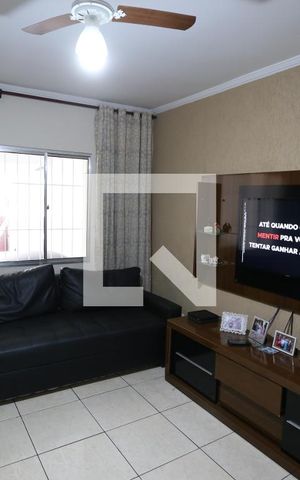 Casa à venda com 80m², 2 quartos e 1 vagaSala