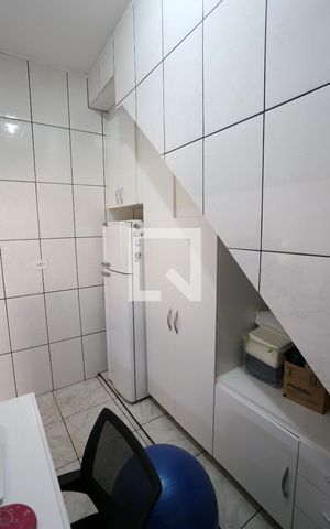 Casa à venda com 80m², 2 quartos e 1 vagaÁrea de Serviço