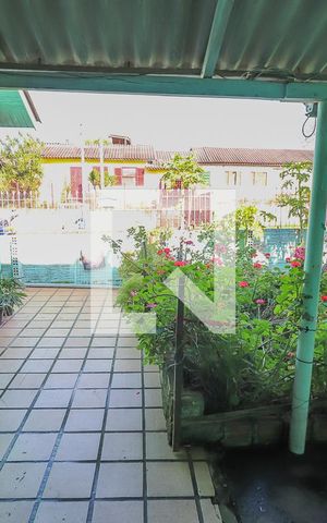 Casa à venda com 120m², 4 quartos e 2 vagasVaranda
