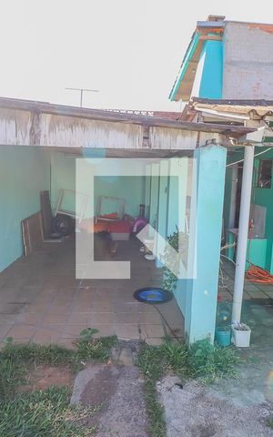 Casa à venda com 120m², 4 quartos e 2 vagasGaragem