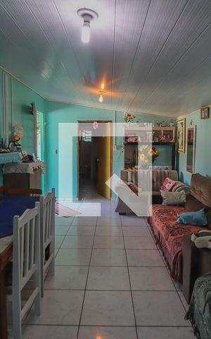 Casa à venda com 120m², 4 quartos e 2 vagasSala