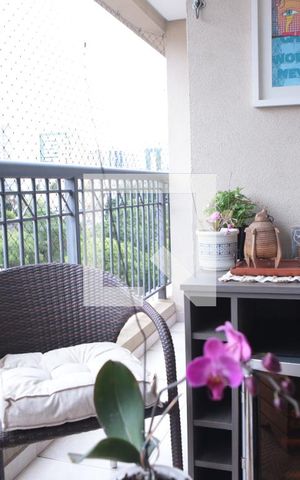 Apartamento à venda com 68m², 2 quartos e 1 vagaSacada