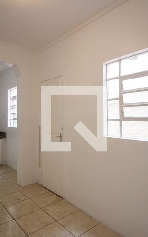 Casa à venda com 90m², 3 quartos e 1 vaga Casa à venda com 90m², 3 quartos e 1 vagaCozinha