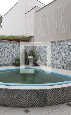 Casa de condomínio para alugar com 420m², 3 quartos e 4 vagasÁrea externa