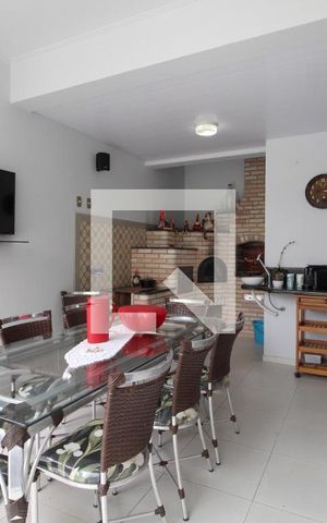 Casa de condomínio para alugar com 420m², 3 quartos e 4 vagasÁrea gourmet
