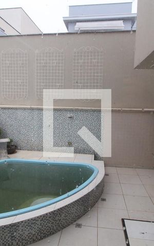 Casa de condomínio para alugar com 420m², 3 quartos e 4 vagasÁrea externa
