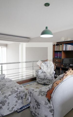 Casa de condomínio para alugar com 420m², 3 quartos e 4 vagasSala 2