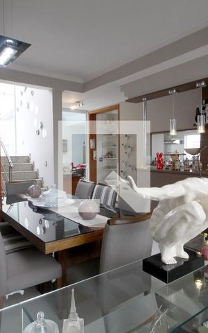 Casa de condomínio para alugar com 420m², 3 quartos e 4 vagasSala de Jantar