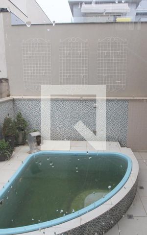 Casa de condomínio para alugar com 420m², 3 quartos e 4 vagasÁrea externa