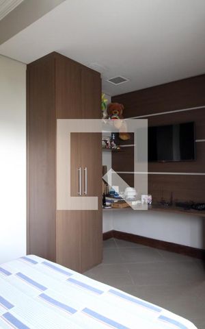 Casa de condomínio para alugar com 420m², 3 quartos e 4 vagasSuíte 3