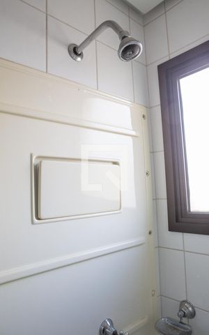 Apartamento para alugar com 87m², 3 quartos e 2 vagas Apartamento para alugar com 87m², 3 quartos e 2 vagasBanheiro Social