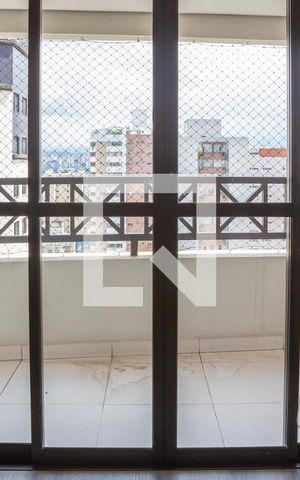 Apartamento para alugar com 87m², 3 quartos e 2 vagas Apartamento para alugar com 87m², 3 quartos e 2 vagasSacada