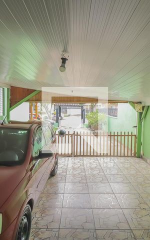 Casa à venda com 140m², 4 quartos e 2 vagasGaragem