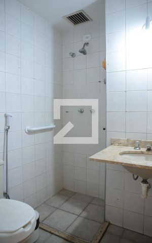 Apartamento à venda com 73m², 3 quartos e 1 vagaBanheiro Social