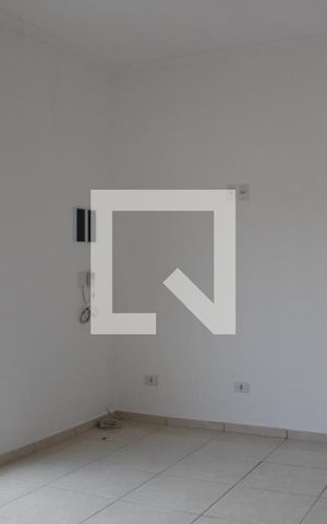 Casa para alugar com 150m², 3 quartos e 2 vagasSala