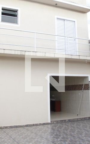 Casa para alugar com 150m², 3 quartos e 2 vagasQuintal