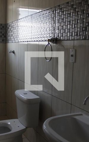 Casa para alugar com 150m², 3 quartos e 2 vagasBanheiro