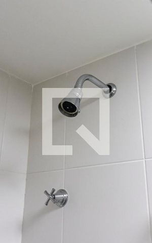 Apartamento à venda com 70m², 2 quartos e 2 vagas Apartamento à venda com 70m², 2 quartos e 2 vagasBanheiro da Suíte