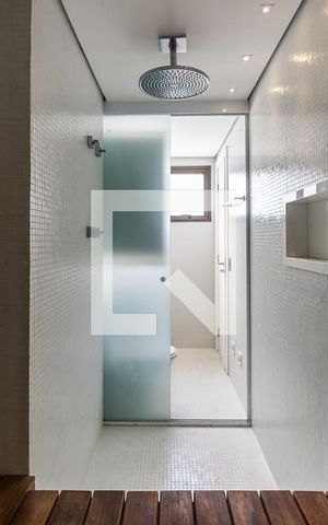 Apartamento à venda com 120m², 1 quarto e 2 vagasBanheiro da Suíte