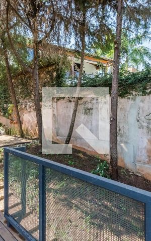 Casa à venda com 336m², 3 quartos e 4 vagas Casa à venda com 336m², 3 quartos e 4 vagasVaranda da Sala 2 e 3