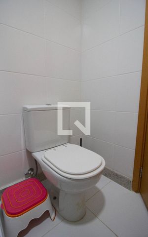 Apartamento para alugar com 78m², 3 quartos e 1 vaga Apartamento para alugar com 78m², 3 quartos e 1 vagaBanheiro Social