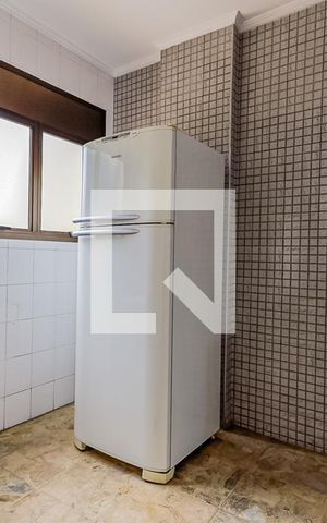 Apartamento à venda com 135m², 3 quartos e 2 vagas Apartamento à venda com 135m², 3 quartos e 2 vagasÁrea comum - Salão de festas