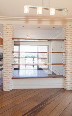 Apartamento à venda com 135m², 3 quartos e 2 vagas Apartamento à venda com 135m², 3 quartos e 2 vagasSala