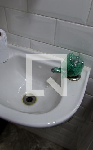 Apartamento à venda com 115m², 3 quartos e 2 vagasBanheiro de Serviço - Torneira
