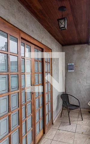Casa à venda com 195m², 3 quartos e 2 vagasSacada