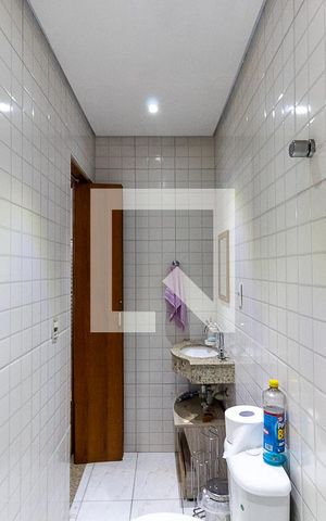Casa à venda com 195m², 3 quartos e 2 vagasBanheiro da Suíte