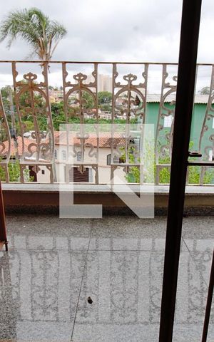 Casa para alugar com 275m², 3 quartos e 3 vagas Casa para alugar com 275m², 3 quartos e 3 vagasVaranda da Suíte