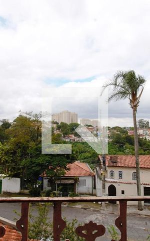Casa para alugar com 275m², 3 quartos e 3 vagas Casa para alugar com 275m², 3 quartos e 3 vagasVaranda Quarto 3