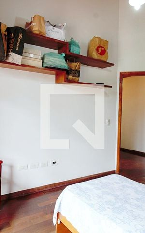 Casa para alugar com 275m², 3 quartos e 3 vagas Casa para alugar com 275m², 3 quartos e 3 vagasQuarto 3