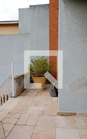 Casa para alugar com 275m², 3 quartos e 3 vagas Casa para alugar com 275m², 3 quartos e 3 vagasEntrada